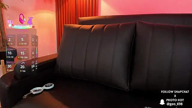 Snapshot of Georgina_caruso chatting on 09/23/25, 03:53 Georgina caruso online show from 09/23/25, 03:53