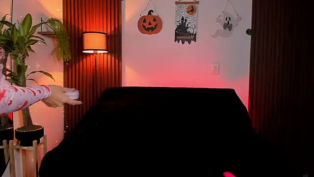 Snapshot of Georgina_caruso chatting on 10/17/25, 09:56 Georgina caruso online show from 10/17/25, 09:56