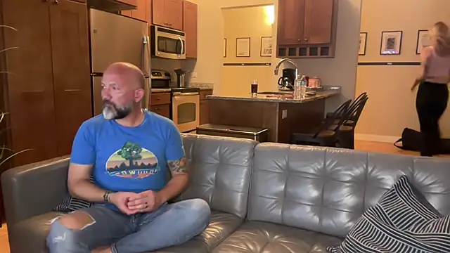 Snapshot of Officiallyonlytams chatting on 11/04/25, 01:59 Officiallyonlytams online show from 11/04/25, 01:59