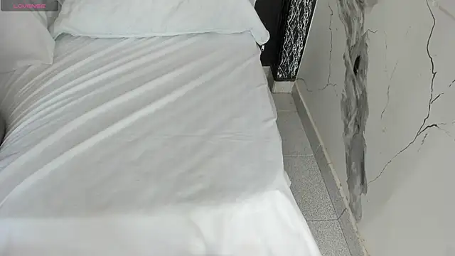 DalayMoore online show from 12/17/25, 08:04