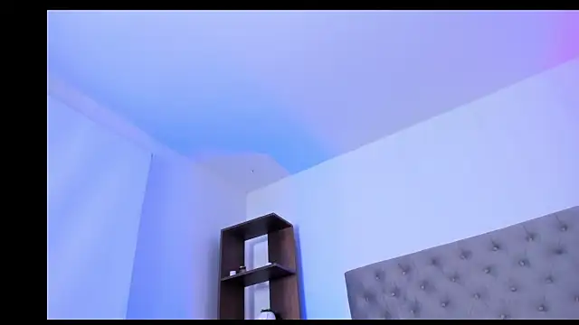 Snapshot of Dayana__Ospina chatting on 02/05/25, 01:47 Dayana  Ospina online show from 02/05/25, 01:47