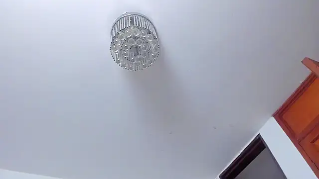 Snapshot of Dayana__Ospina chatting on 03/01/25, 08:10 Dayana  Ospina online show from 03/01/25, 08:10