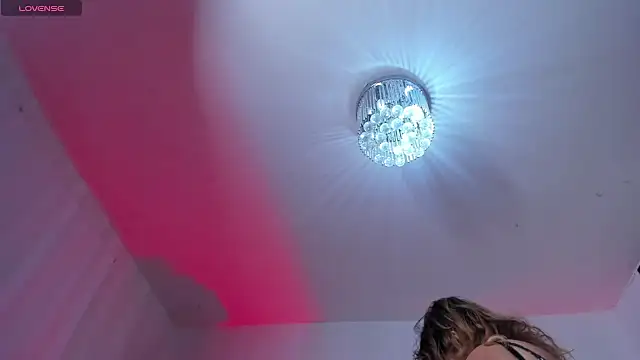 Snapshot of Dayana__Ospina chatting on 03/08/25, 07:53 Dayana  Ospina online show from 03/08/25, 07:53