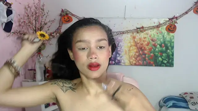 Snapshot of joker_harley18 chatting on 10/26/25, 03:56 joker harley18 online show from 10/26/25, 03:56