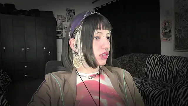roxy toxic online show from 07/07/26, 01:19