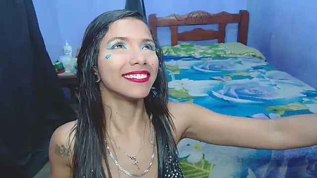 Snapshot of Stephanie69ryanhot chatting on 03/08/25, 03:45 Stephanie69ryanhot online show from 03/08/25, 03:45