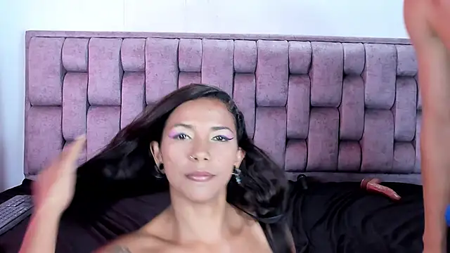 Snapshot of Stephanie69ryanhot chatting on 11/26/25, 03:35 Stephanie69ryanhot online show from 11/26/25, 03:35