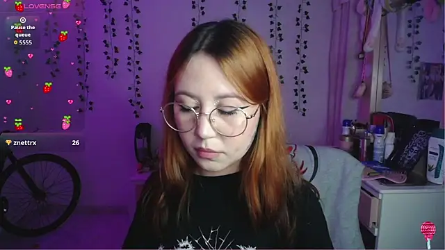 Snapshot of _codeline chatting on 11/05/25, 03:50 codeline online show from 11/05/25, 03:50