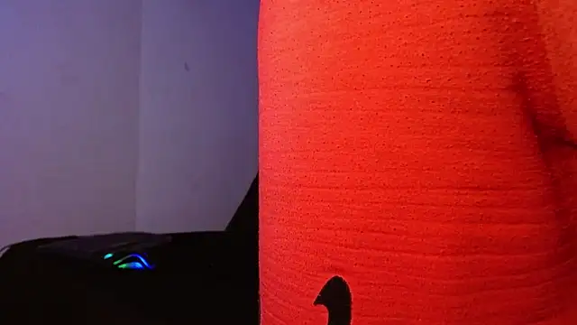 Snapshot of Lliam_2 chatting on 09/19/25, 05:53 Lliam 2 online show from 09/19/25, 05:53