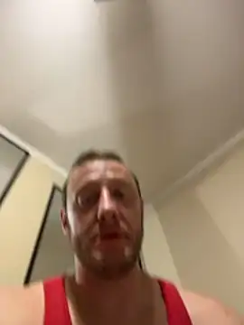 Snapshot of biggzee6 chatting on 02/11/26, 04:28 biggzee6 online show from 02/11/26, 04:28