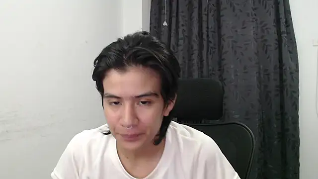 Snapshot of Dha_lia0 chatting on 03/06/26, 08:27 Dha lia0 online show from 03/06/26, 08:27