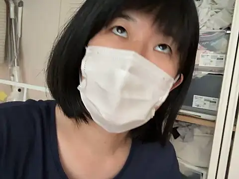 Snapshot of riri_riri_jp chatting on 06/14/26, 06:15 riri riri jp online show from 06/14/26, 06:15