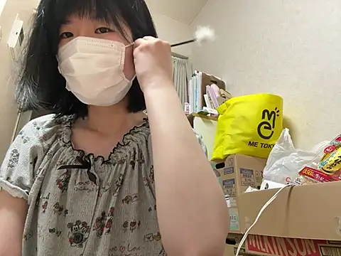 Snapshot of riri_riri_jp chatting on 07/03/26, 03:51 riri riri jp online show from 07/03/26, 03:51