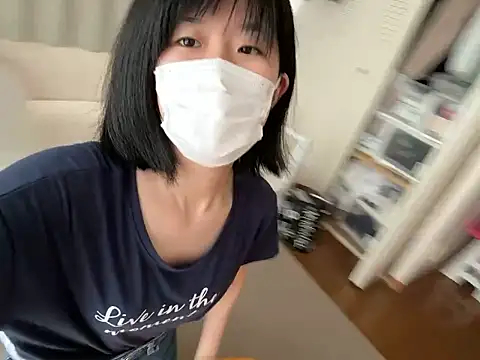 Snapshot of riri_riri_jp chatting on 07/08/26, 01:32 riri riri jp online show from 07/08/26, 01:32