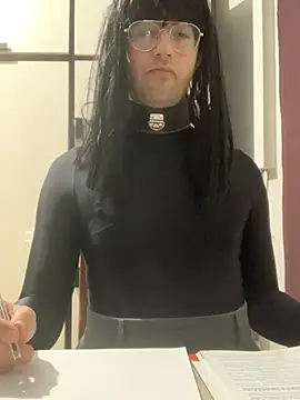 Snapshot of sofia_esclava chatting on 01/23/25, 03:22 sofia esclava online show from 01/23/25, 03:22