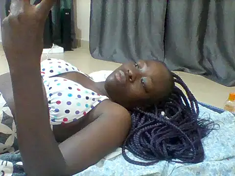 Snapshot of franceker chatting on 03/11/25, 02:43 franceker online show from 03/11/25, 02:43