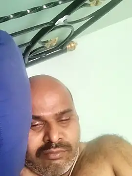 Snapshot of ajay240987 chatting on 03/17/25, 08:18 ajay240987 online show from 03/17/25, 08:18