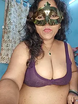 Snapshot of hevensex143 chatting on 05/25/26, 08:04 hevensex143 online show from 05/25/26, 08:04