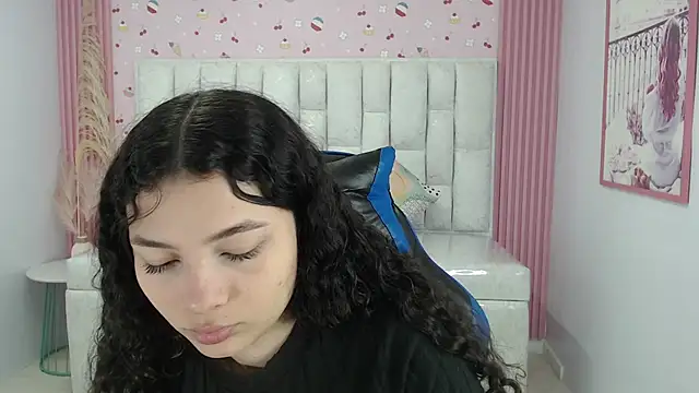 shalon diaz s online show from 09/30/25, 01:16