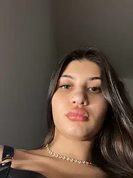 Snapshot of hdhehrv chatting on 01/30/25, 09:04 hdhehrv online show from 01/30/25, 09:04