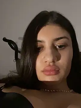 Snapshot of hdhehrv chatting on 02/04/25, 08:38 hdhehrv online show from 02/04/25, 08:38