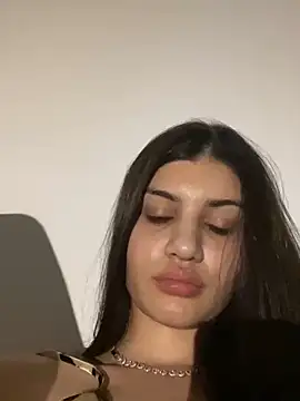 Snapshot of hdhehrv chatting on 02/04/25, 11:49 hdhehrv online show from 02/04/25, 11:49