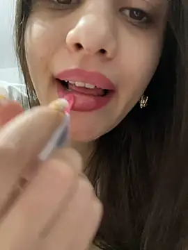 Snapshot of hdhehrv chatting on 02/27/25, 07:47 hdhehrv online show from 02/27/25, 07:47