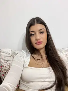 Snapshot of hdhehrv chatting on 02/28/25, 01:58 hdhehrv online show from 02/28/25, 01:58