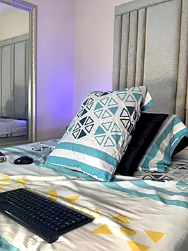 Liincostelloo online show from 09/30/25, 12:43