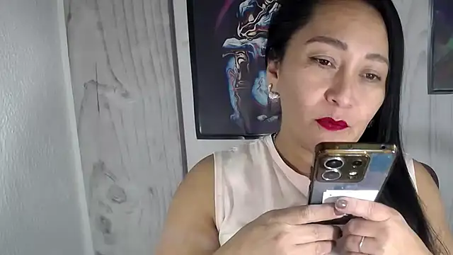 JULIANAWET69 online show from 10/15/25, 04:01