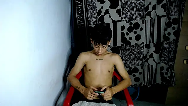 Maicol Garcia online show from 01/26/25, 05:02