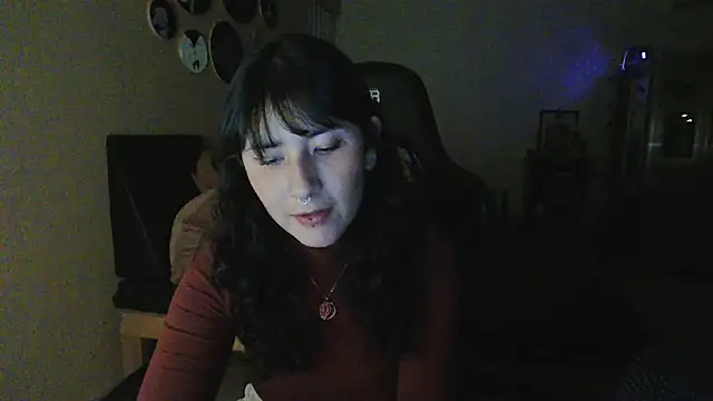 Snapshot of GinnyDelice chatting on 10/30/25, 01:18 GinnyDelice online show from 10/30/25, 01:18