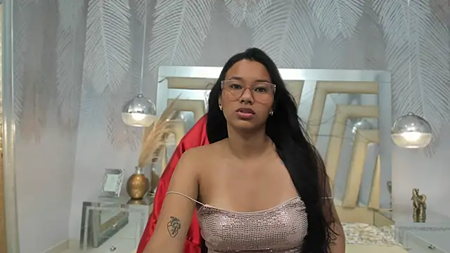 LIA SWAN  online show from 02/10/25, 03:46