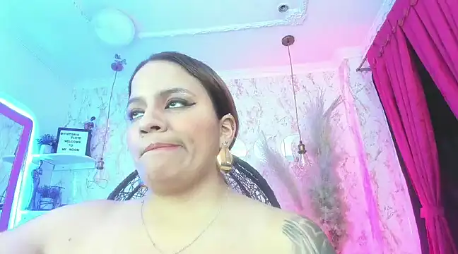 victoria  floyd online show from 02/06/25, 12:43