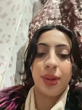 majdolin78 online show from 12/04/25, 10:57