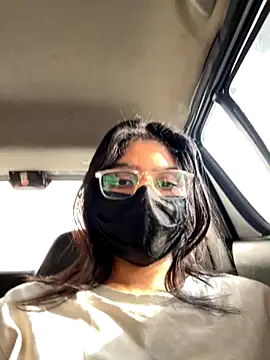 Snapshot of night_queen07 chatting on 12/04/25, 09:51 night queen07 online show from 12/04/25, 09:51