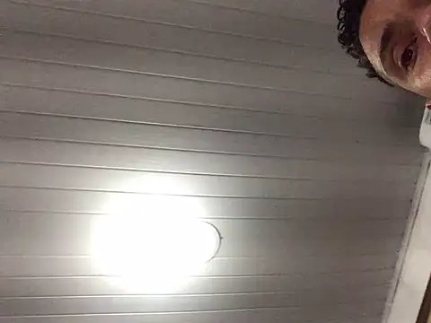 Snapshot of grossocalibre20 chatting on 03/03/25, 06:37 grossocalibre20 online show from 03/03/25, 06:37