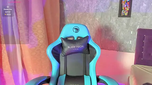 Lia little18 online show from 02/18/25, 04:15