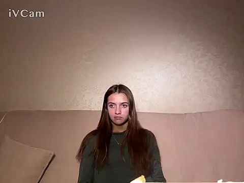 Snapshot of Katy__Cute chatting on 09/16/25, 01:34 Katy Cute online show from 09/16/25, 01:34