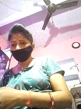 Snapshot of Bhavya_Bhan chatting on 11/04/25, 11:48 Bhavya Bhan online show from 11/04/25, 11:48