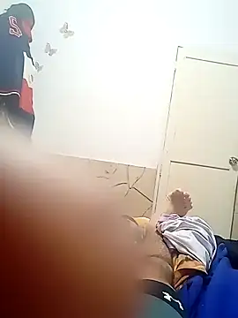 Snapshot of CubanoFull chatting on 02/06/25, 05:57 CubanoFull online show from 02/06/25, 05:57