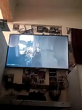 Snapshot of CubanoFull chatting on 02/12/25, 04:33 CubanoFull online show from 02/12/25, 04:33