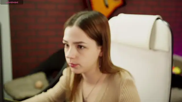 PamBeesly online show from 01/22/25, 06:20