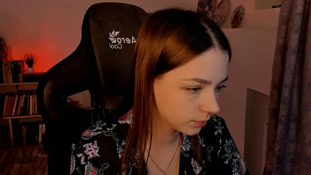 PamBeesly online show from 01/25/25, 08:53