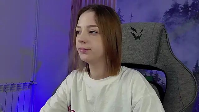 PamBeesly online show from 11/27/25, 09:11