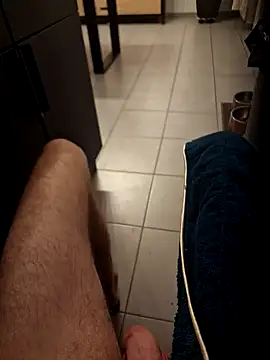 guilove5 online show from 01/19/25, 08:30