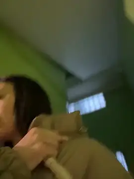 Snapshot of _Vaali_ chatting on 01/21/25, 02:11 Vaali online show from 01/21/25, 02:11