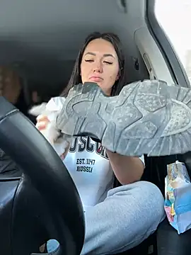 Snapshot of _Vaali_ chatting on 01/23/25, 05:35 Vaali online show from 01/23/25, 05:35