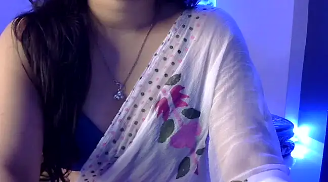 Shanaya1 online show from 02/19/25, 04:00