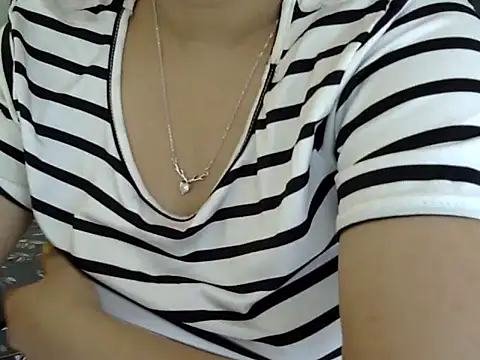 Shanaya1 online show from 03/07/25, 08:34